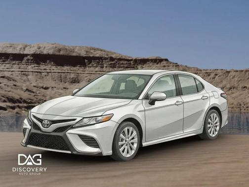 Celestial Silver Metallic 2019 Toyota Camry LE