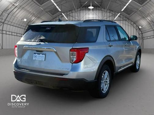 Iconic Silver Metallic 2023 Ford Explorer XLT