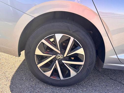 Pyrite Silver Metallic 2024 Volkswagen Jetta 1.5T S