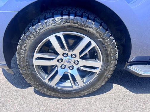 Blue 2023 Ford Expedition Limited