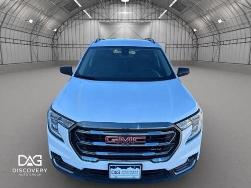 2024 GMC Terrain AWD AT4