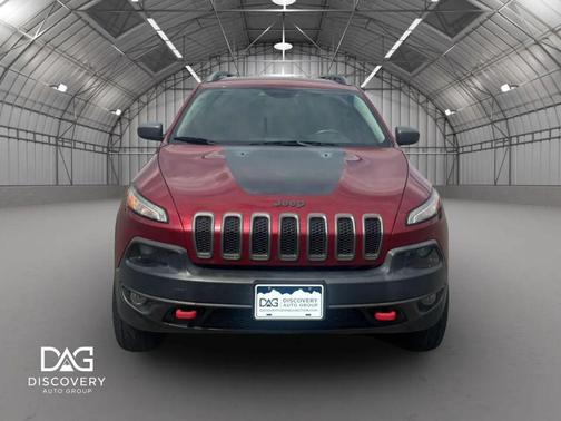 Red 2017 Jeep Cherokee Sport