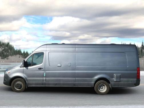 2022 Mercedes-Benz Sprinter 4500 High Roof V6