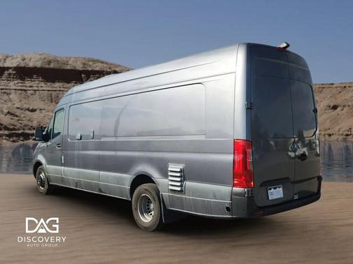 2022 Mercedes-Benz Sprinter 4500 High Roof V6