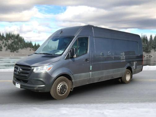 2022 Mercedes-Benz Sprinter 4500 High Roof V6