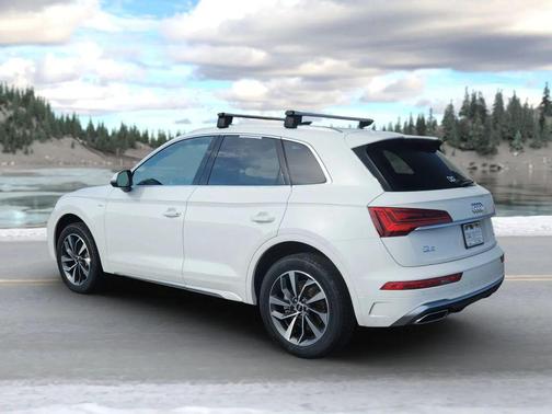2022 Audi Q5 45 S line Premium Plus