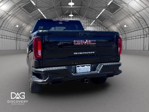 Black 2021 GMC Sierra 1500 AT4