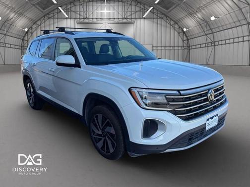 2024 Volkswagen Atlas 2.0T SE w/Technology 4MOTION