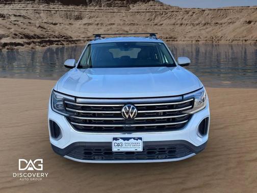 2024 Volkswagen Atlas 2.0T SE w/Technology 4MOTION