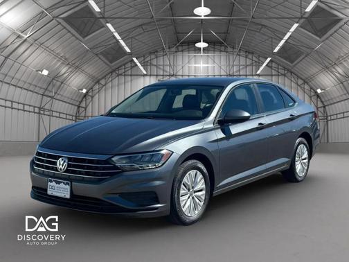 Platinum Gray Metallic 2019 Volkswagen Jetta 1.4T S