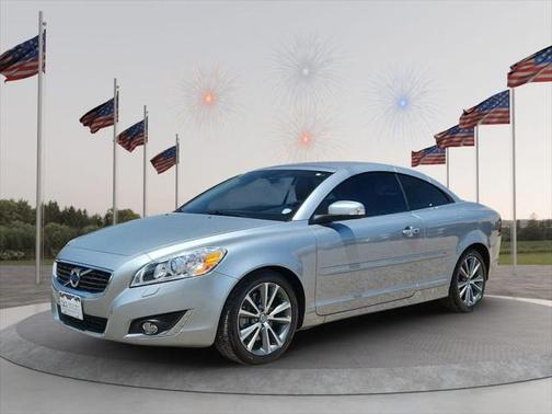 2013 Volvo C70 T5 Convertible 2D