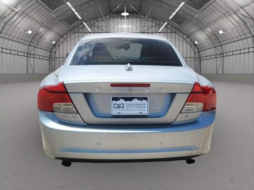 2013 Volvo C70 T5 Convertible 2D