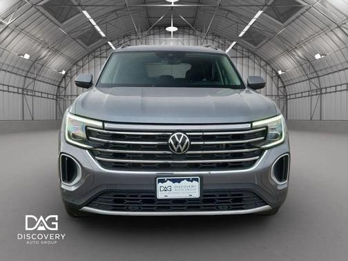 2024 Volkswagen Atlas 2.0T SE w/Technology 4MOTION