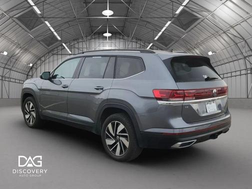 2024 Volkswagen Atlas 2.0T SE w/Technology 4MOTION