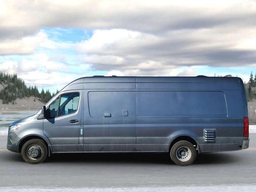 2022 Mercedes-Benz Sprinter 4500 High Roof V6