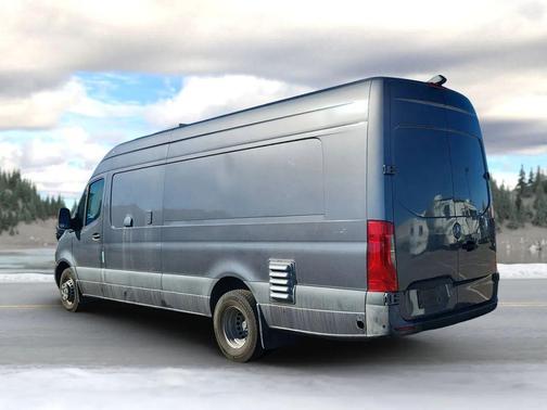2022 Mercedes-Benz Sprinter 4500 High Roof V6