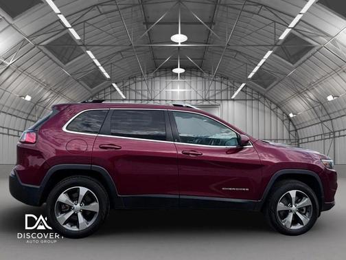 Velvet Red Pearlcoat 2021 Jeep Cherokee Limited