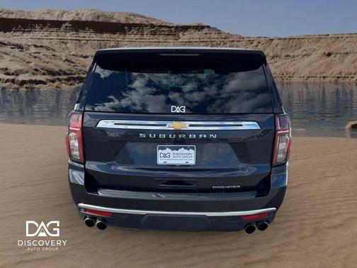 2023 Chevrolet Suburban Premier