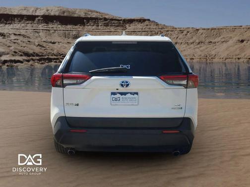 2022 Toyota RAV4 Hybrid LE