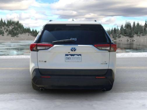 2022 Toyota RAV4 Hybrid LE