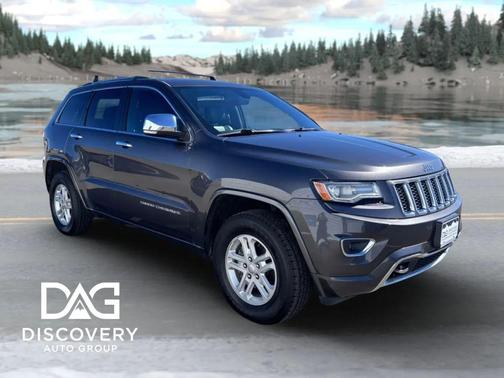 Brilliant Black Crystal Pearlcoat 2014 Jeep Grand Cherokee Overland