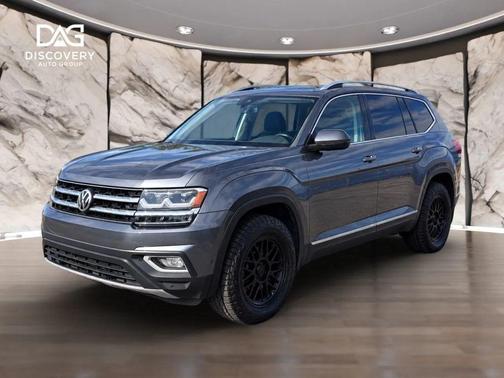 Platinum Gray Metallic 2019 Volkswagen Atlas 3.6L SEL Premium