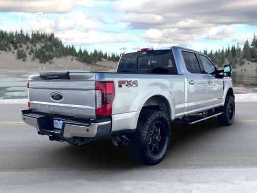 Ingot Silver Metallic 2018 Ford F-250 Lariat