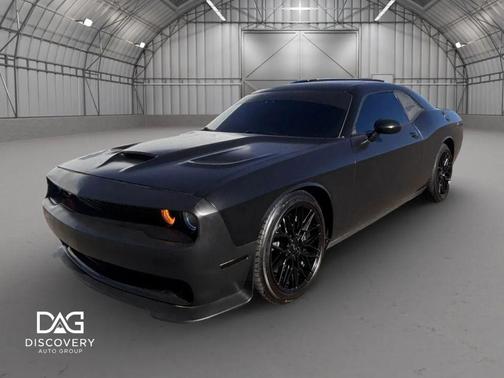Pitch Black Clearcoat 2022 Dodge Challenger R/T Scat Pack