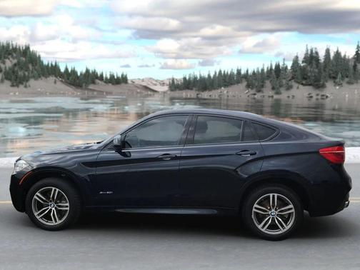 2015 BMW X6 xDrive50i
