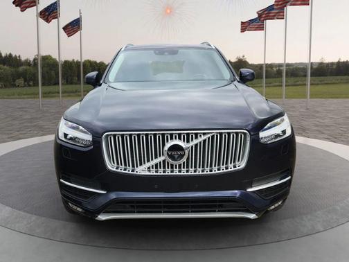 2019 Volvo XC90 T6 Inscription