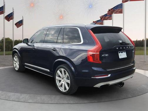 2019 Volvo XC90 T6 Inscription