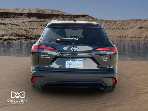 2022 Toyota Corolla Cross XLE