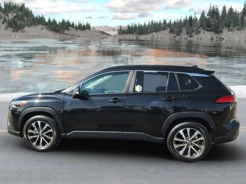 2022 Toyota Corolla Cross XLE