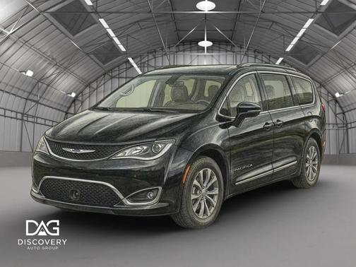 2018 Chrysler Pacifica Touring-L