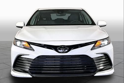Ice Cap 2023 Toyota Camry LE