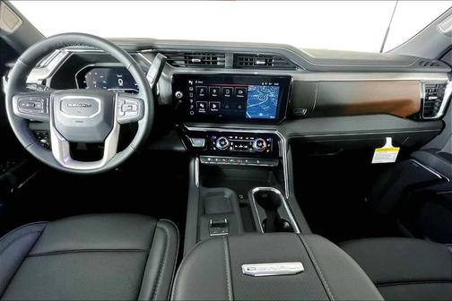 2025 GMC Sierra 2500 Denali