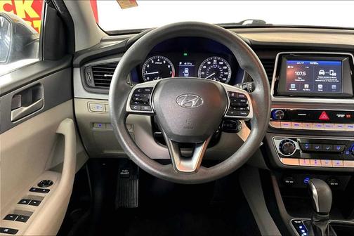 2018 Hyundai SONATA SE