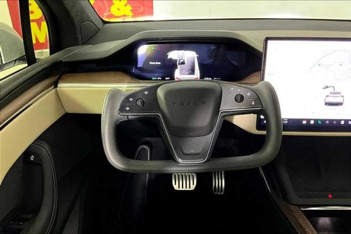 2022 Tesla Model X Base