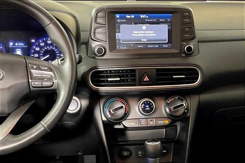 2020 Hyundai KONA SEL
