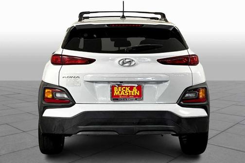 2020 Hyundai KONA SEL