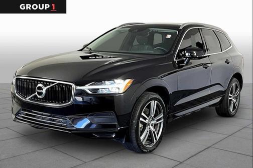 Onyx Black Metallic 2020 Volvo XC60 T5 Momentum