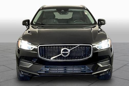 Onyx Black Metallic 2020 Volvo XC60 T5 Momentum