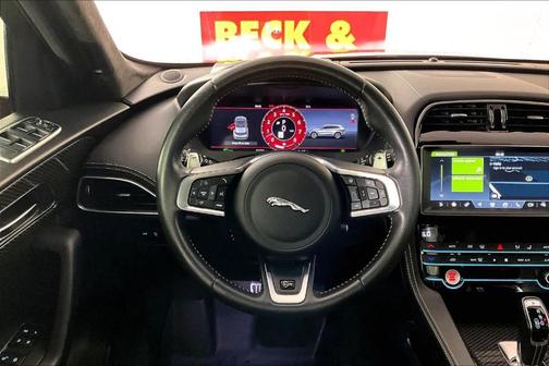 2020 Jaguar F-PACE SVR