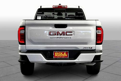 2025 GMC Canyon AT4