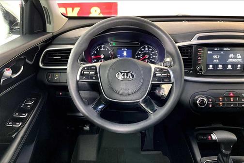2020 Kia Sorento LX