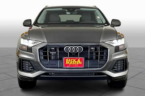2023 Audi Q8 Premium