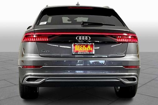 2023 Audi Q8 Premium
