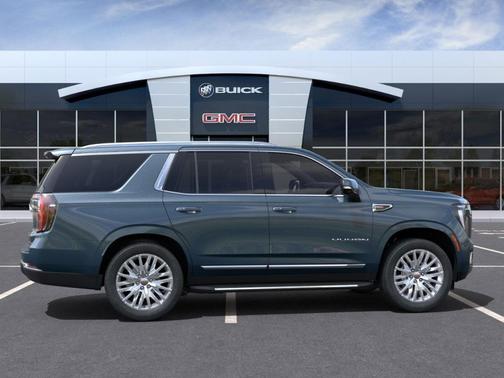2025 GMC Yukon Elevation