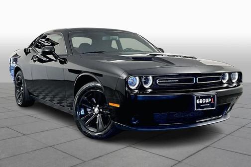 2022 Dodge Challenger SXT