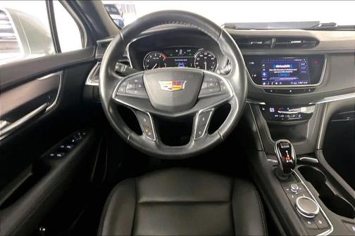 2020 Cadillac XT5 Luxury